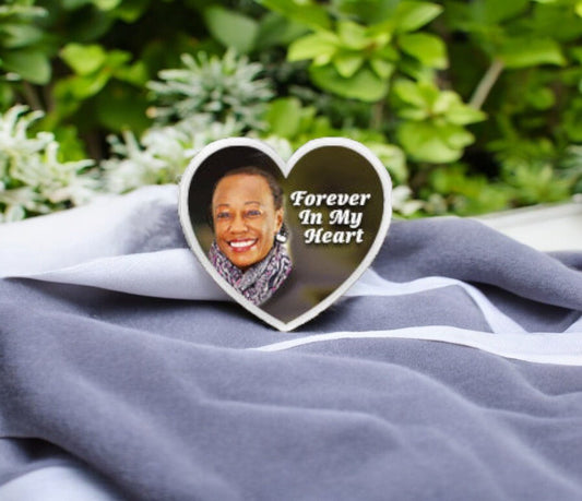 Photo Memorial Heart Pin - Pack of 10 - The Funeral Program Site